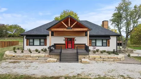 35932 10 Hwy, Rayville, MO 64084