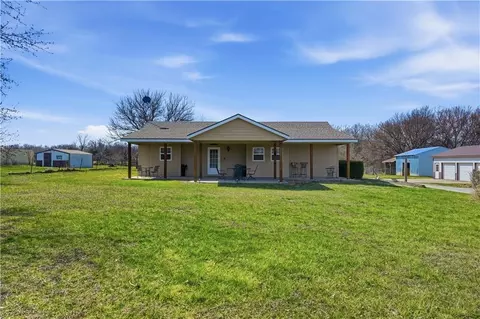 31710 Rockville Rd, Louisburg, KS 66053