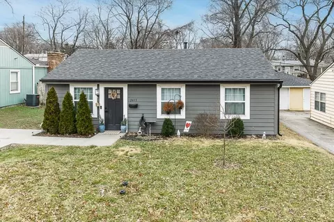 2613 S 49th St, Kansas City, KS 66106