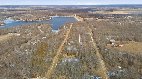 45 Walnut Dr, Mound City, KS 66056