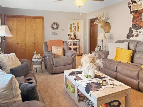 Living - 20567 York Rd, Brunswick, MO 65236 photo 1 of 5