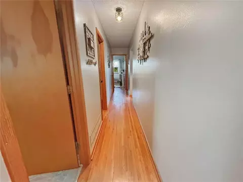 Entry Way - 20567 York Rd, Brunswick, MO 65236 photo 1 of 1