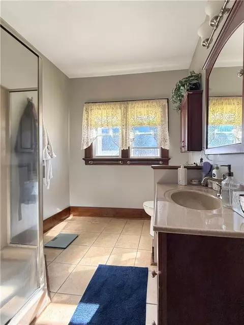 Bath - 300 E 2nd St, Norborne, MO 64668 photo 2 of 2