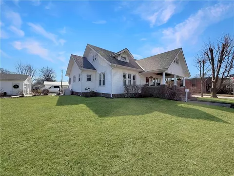 Other - 300 E 2nd St, Norborne, MO 64668 photo 2 of 7