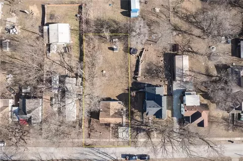 View/Area - 300 E Florence St, Windsor, MO 65360 photo 5 of 5