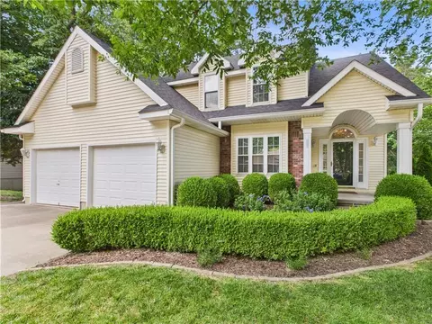 503 Quail Trl, Warrensburg, MO 64093