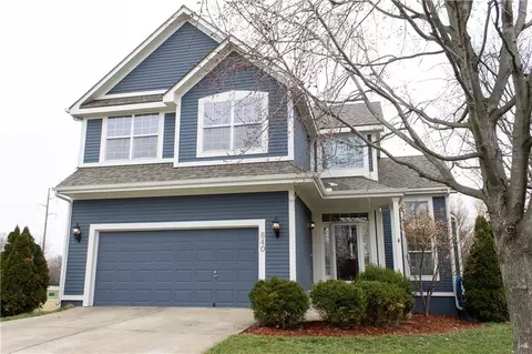 840 E Cheyenne St, Gardner, KS 66030