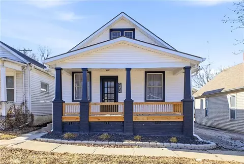 1214 S 22nd St, Saint Joseph, MO 64507