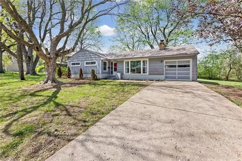312 Baldwin St, Belton, MO 64012