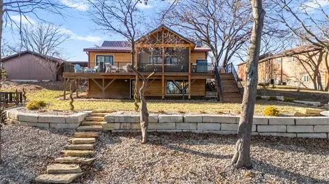 22500 Lakeview Pt, Vassar, KS 66543