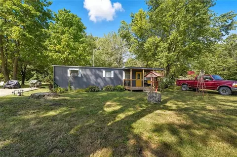 Exterior - 610 Water St, Holt, MO 64048 photo 3 of 11