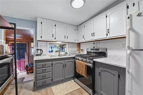 Kitchen - 610 Water St, Holt, MO 64048 photo 2 of 3