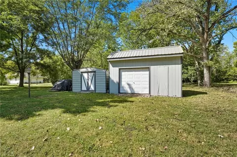 Exterior - 610 Water St, Holt, MO 64048 photo 6 of 11