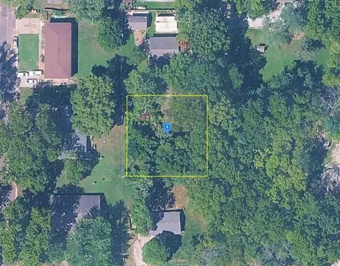 1119 Fir St, Eudora, KS 66025