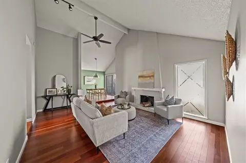 12212 W 79th Ter, Lenexa, KS 66215