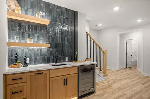 Entry Way - 520 Bentwater Dr, Raymore, MO 64083 photo 6 of 6