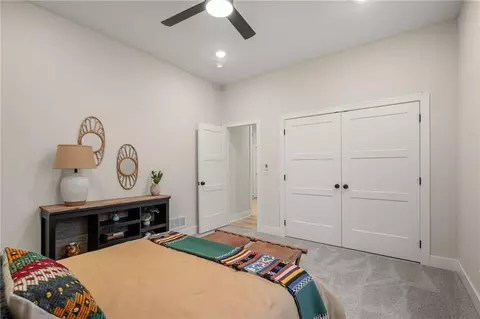 Bedroom - 520 Bentwater Dr, Raymore, MO 64083 photo 5 of 8
