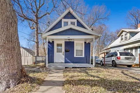 724 S Grand Ave, Independence, MO 64052
