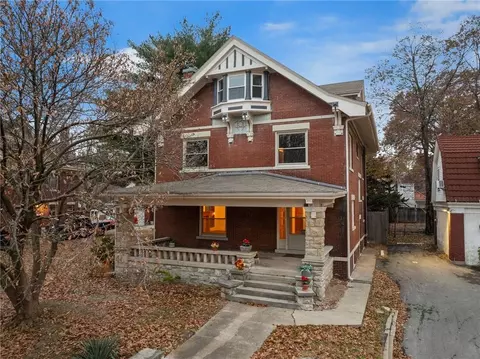 3516 Charlotte St, Kansas City, MO 64109