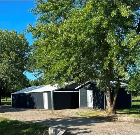 909 W Alfred, Mulberry, KS 66756