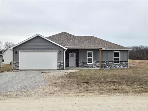 97 SE 451st Rd, Warrensburg, MO 64093
