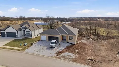 View/Area - 11717 E 231st St, Peculiar, MO 64078 photo 1 of 2