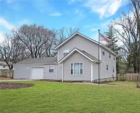 2100 S 2105 S Ellison Way, Independence, MO 64050
