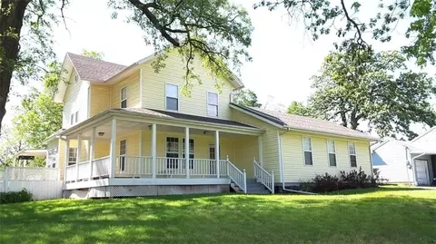 1108 N Main St, Maryville, MO 64468