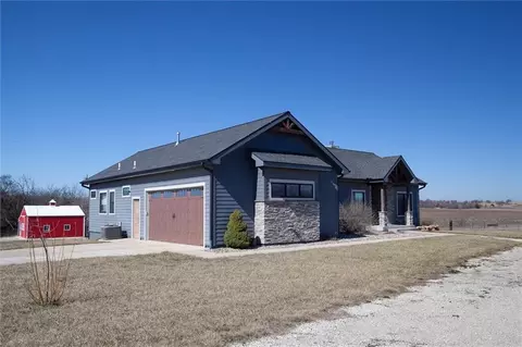 Exterior - 537 E 550 Rd, Overbrook, KS 66524 photo 3 of 8