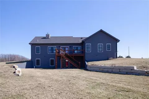 Exterior - 537 E 550 Rd, Overbrook, KS 66524 photo 5 of 8