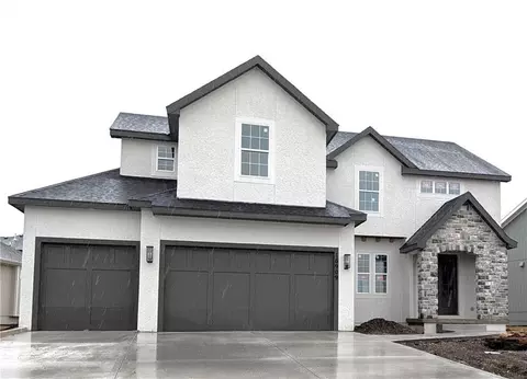 17608 Knox St, Overland Park, KS 66221