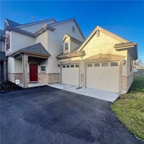 21083 W 118th Ter, Olathe, KS 66061