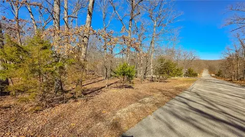 lot E Apt 307 E Lake Ct, Sunrise Beach, MO 65079
