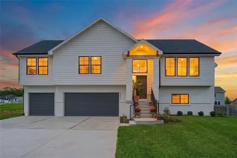 14075 S Pascal St, Olathe, KS 66061
