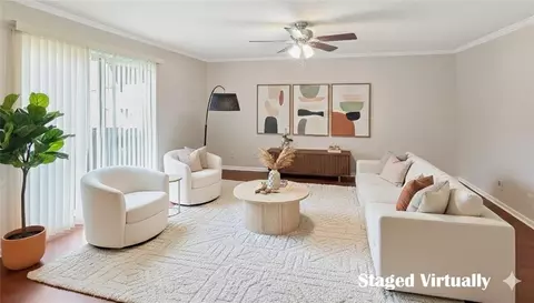 6222 Robinson St #3, Overland Park, KS 66202