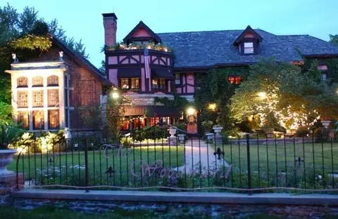 1272 SW Fillmore St, Topeka, KS 66604