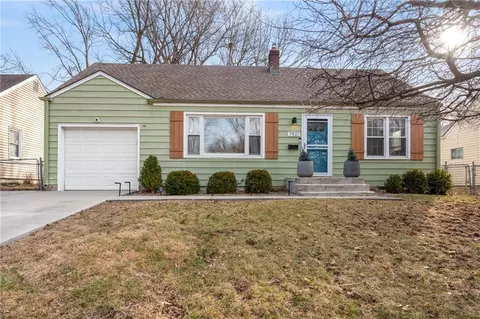 7937 Jefferson St, Kansas City, MO 64114