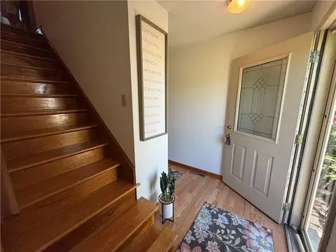 Entry Way - 404 N 14th St, Atchison, KS 66002 photo 1 of 1