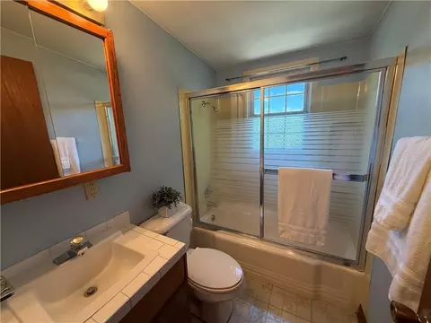 Bath - 404 N 14th St, Atchison, KS 66002 photo 2 of 2