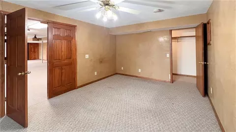 Bedroom - 39 Mackenzie Dr, Saint Joseph, MO 64503 photo 9 of 10
