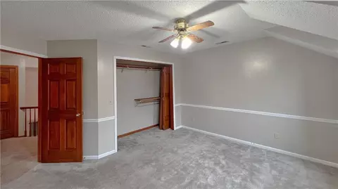Bedroom - 39 Mackenzie Dr, Saint Joseph, MO 64503 photo 6 of 10