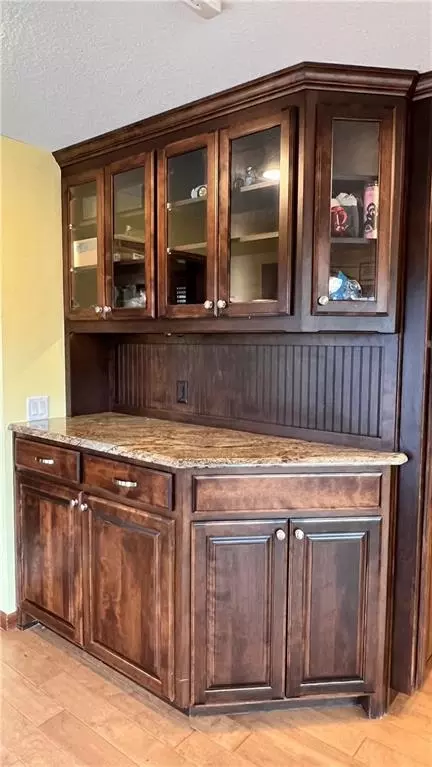 Kitchen - 39 Mackenzie Dr, Saint Joseph, MO 64503 photo 7 of 7