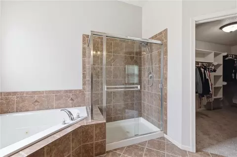 Bath - 1217 Hampton Dr, Raymore, MO 64083 photo 3 of 5