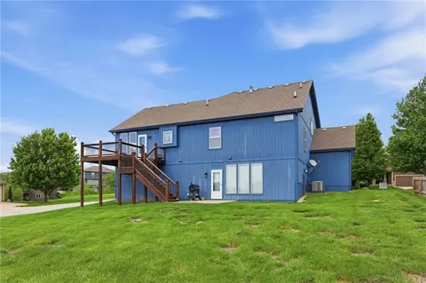Exterior - 1217 Hampton Dr, Raymore, MO 64083 photo 5 of 5