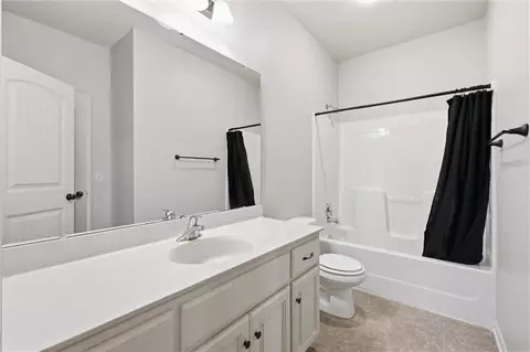 Bath - 1217 Hampton Dr, Raymore, MO 64083 photo 5 of 5