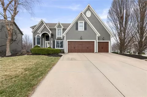 14347 Flint St, Overland Park, KS 66221