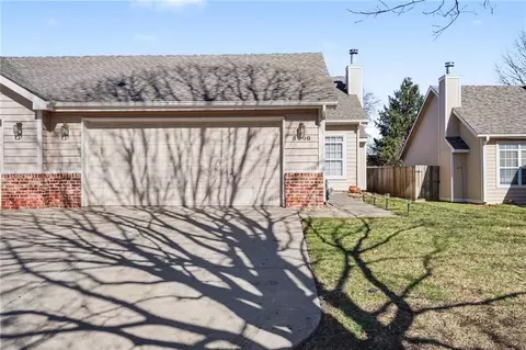 5200 Congressional Pl, Lawrence, KS 66049