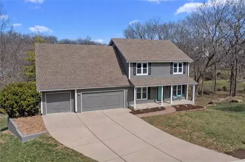 2402 SW Springcreek Ct, Blue Springs, MO 64015