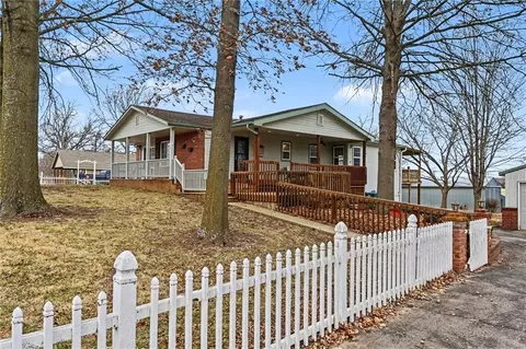 Other - 1492 SW Hook Rd, Lees Summit, MO 64082 photo 2 of 15