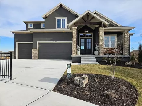 12403 W 182nd Ct, Overland Park, KS 66013